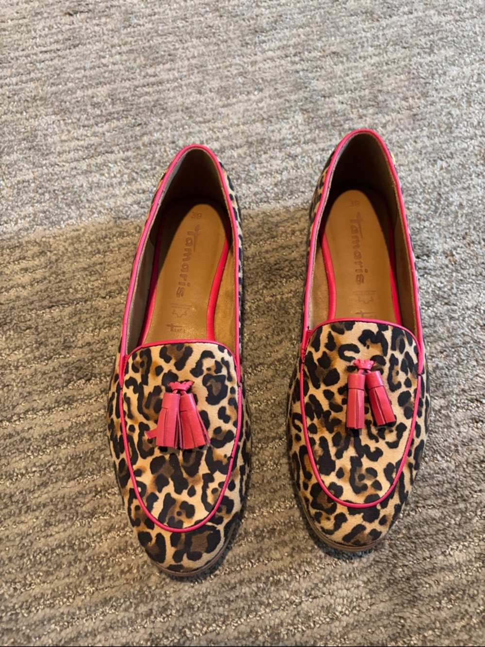 Tamaris Leopard Print Tassel Loafers with Pink Trim size EU 39